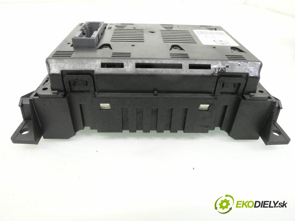 OPEL ASTRA H GTC (L08) COUPE 2005 77,00 1.6 - Z 16 XE1 1598,00 RADIO CD 13154304 ; 453116246 ; 13111165