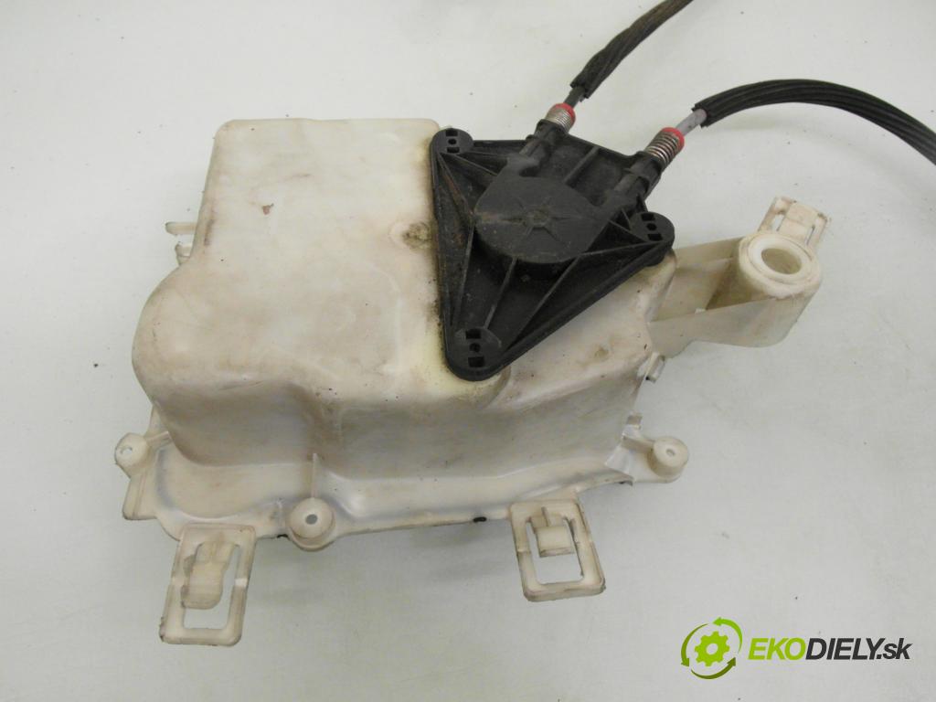 SEAT ALTEA (5P1) MINIVAN 2004 75,00 1.6 - BGU 1595,00 mechanismus oken 1K0959793H ; 5P0837401J