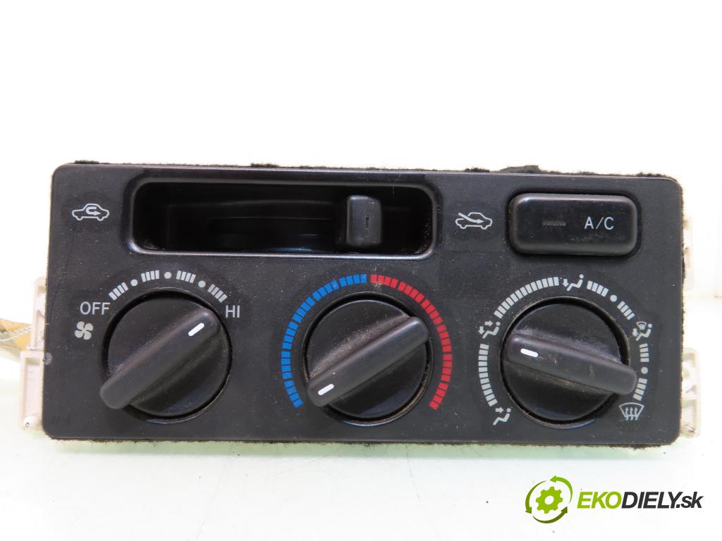 TOYOTA AVENSIS (_T22_) LIFTBACK 1998 81,00 1.6 (AT220_) - 4A-FE 1587,00 Panel kúrenia KLIMATIZACE: 702311A
