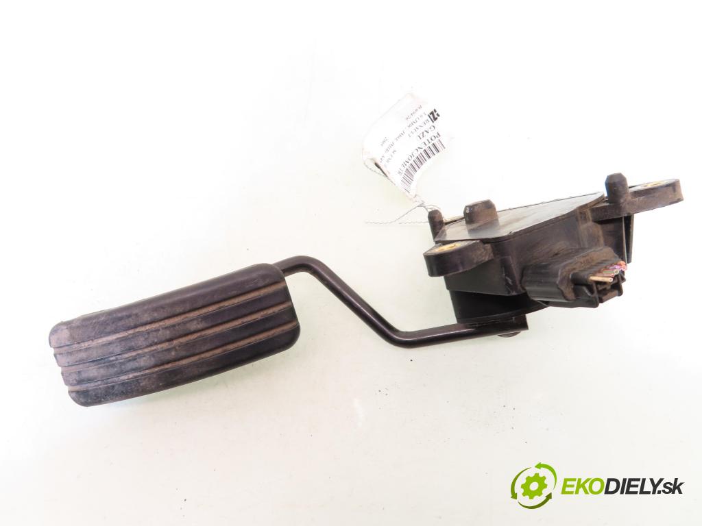 RENAULT SCENIC II (JM0/1_) MINIVAN 2005 83,00 1.6 (JM0C, JM0J, JM1B) - K4M 782 1598,00 Potenciometer plynu 8200159647 (Potenciometer plynového pedálu)