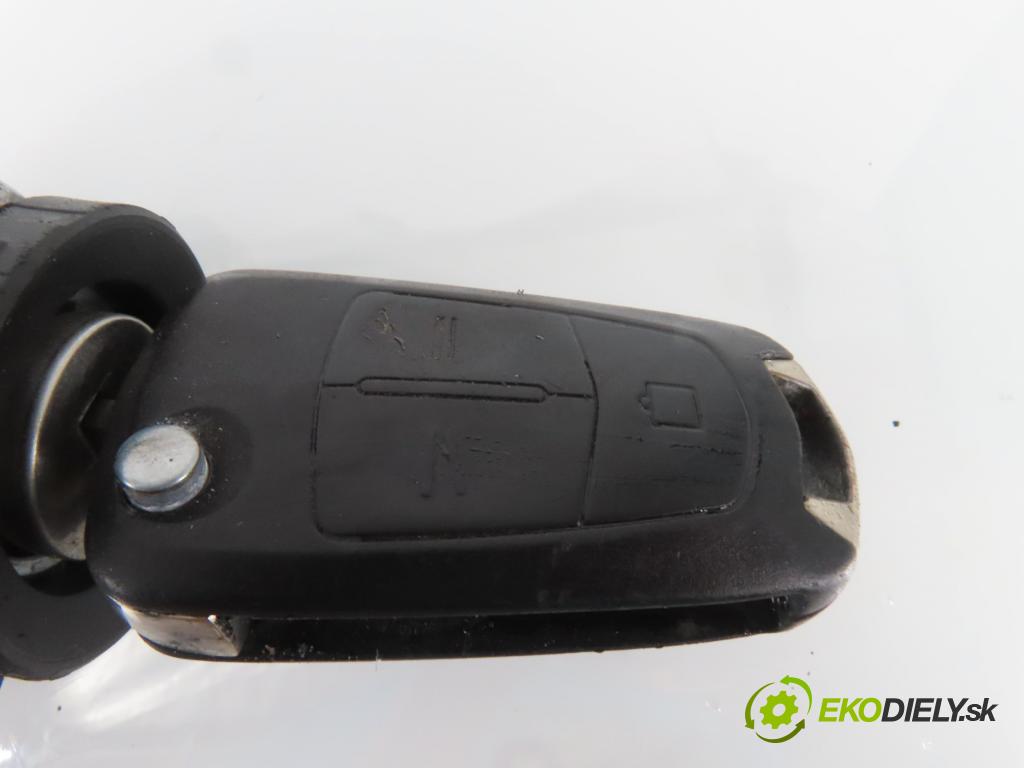 OPEL ASTRA H GTC (L08) COUPE 2005 77,00 1.6 - Z 16 XE1 1598,00 spinačka 2421430 ; N0501881 (Spínacia skrinka)
