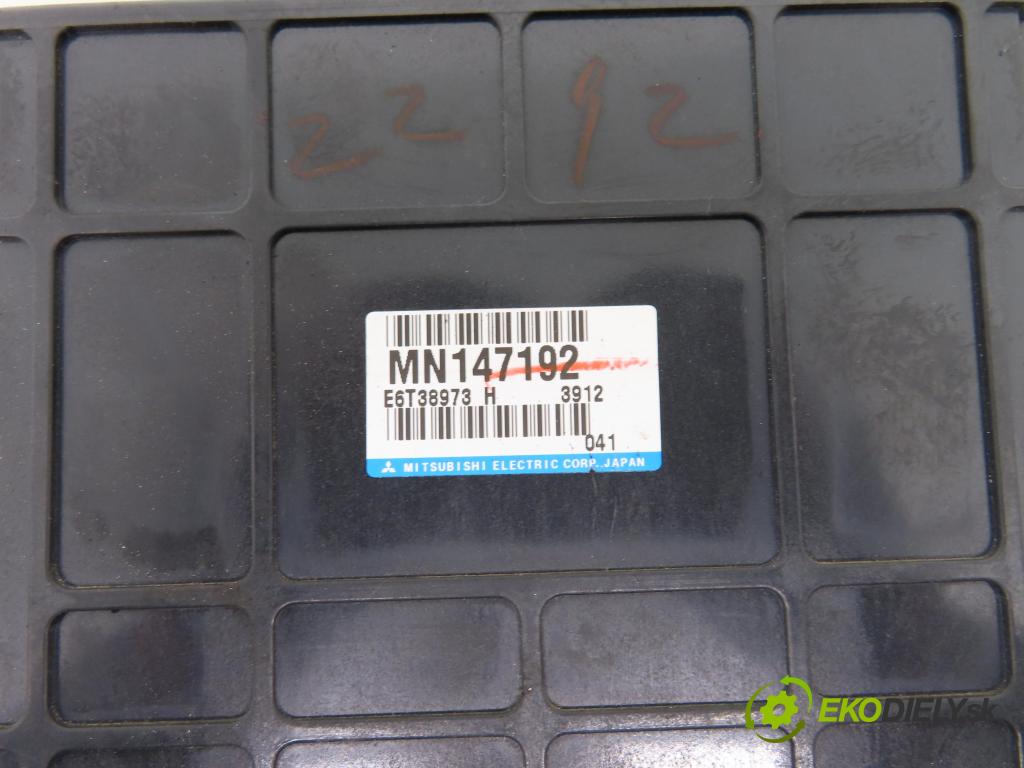 MITSUBISHI OUTLANDER I (CU_W) SUV 2003 118,00 2.4 4WD (CU5W) - 4G69 2378,00 řídící jednotka motora MN147192
