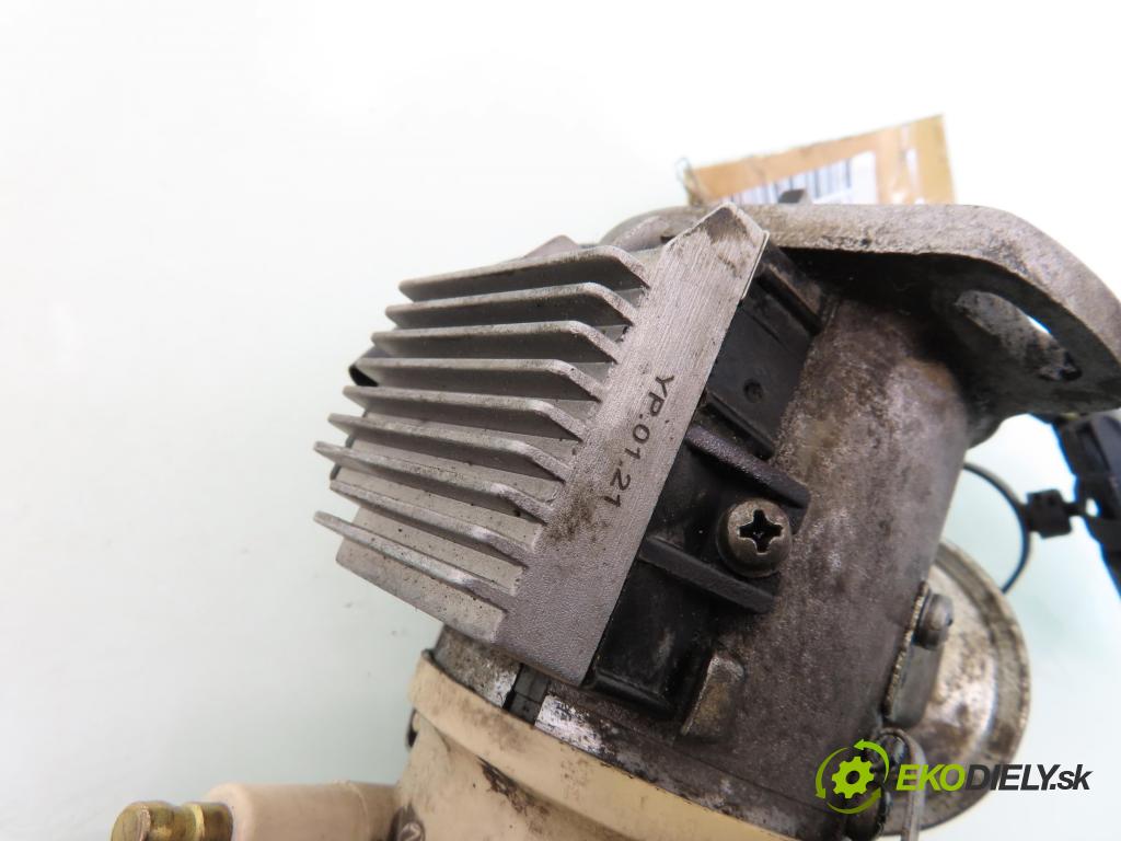 FIAT UNO (146_) HB 1996 33,00 1 - 156 A2.000 999,00 rozdělovač ZAPALOVÁNÍ 829R1829P1