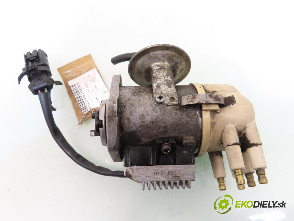 FIAT UNO (146_) HB 1996 33,00 1 - 156 A2.000 999,00 rozdělovač ZAPALOVÁNÍ 829R1829P1