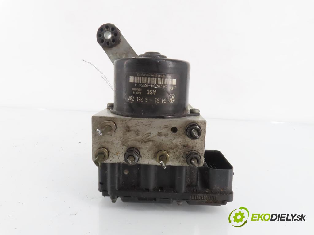 BMW 3 Touring (E46) KOMBI 2000 87,00 318 i - M43 B19 (194E1) 1895,00 Pumpa ABS 34516751767 ; 34516751768 (Pumpa ABS)