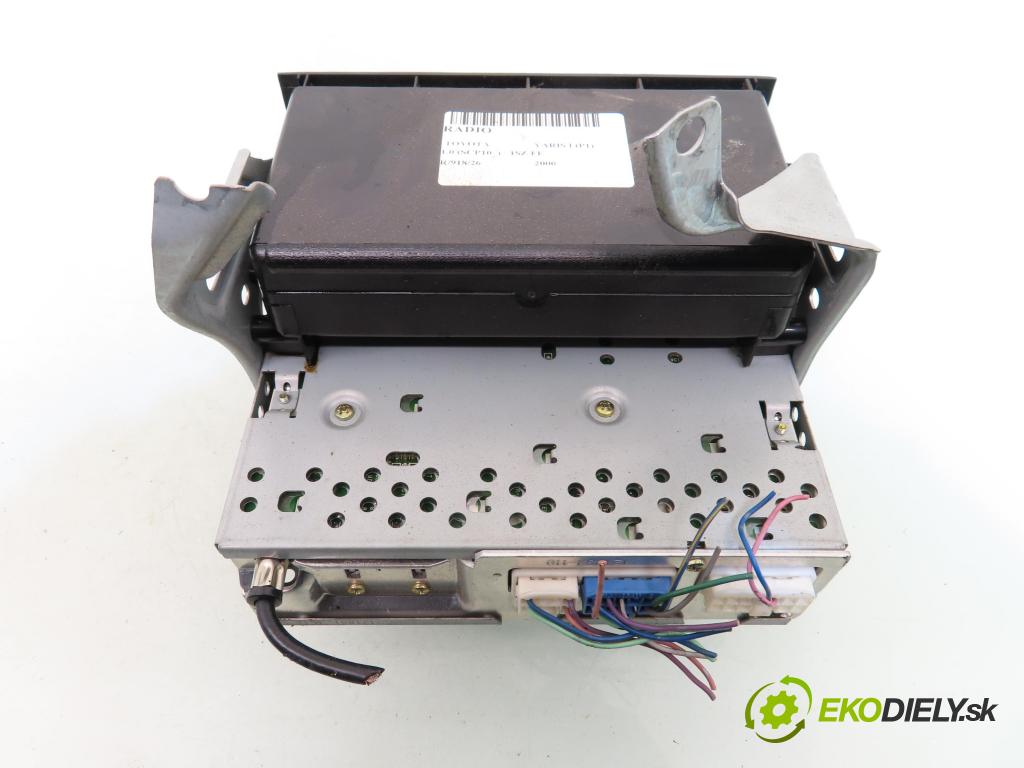 TOYOTA YARIS (_P1_) HB 2000 50,00 1.0 (SCP10_) - 1SZ-FE 998,00 RADIO modul 8612052020