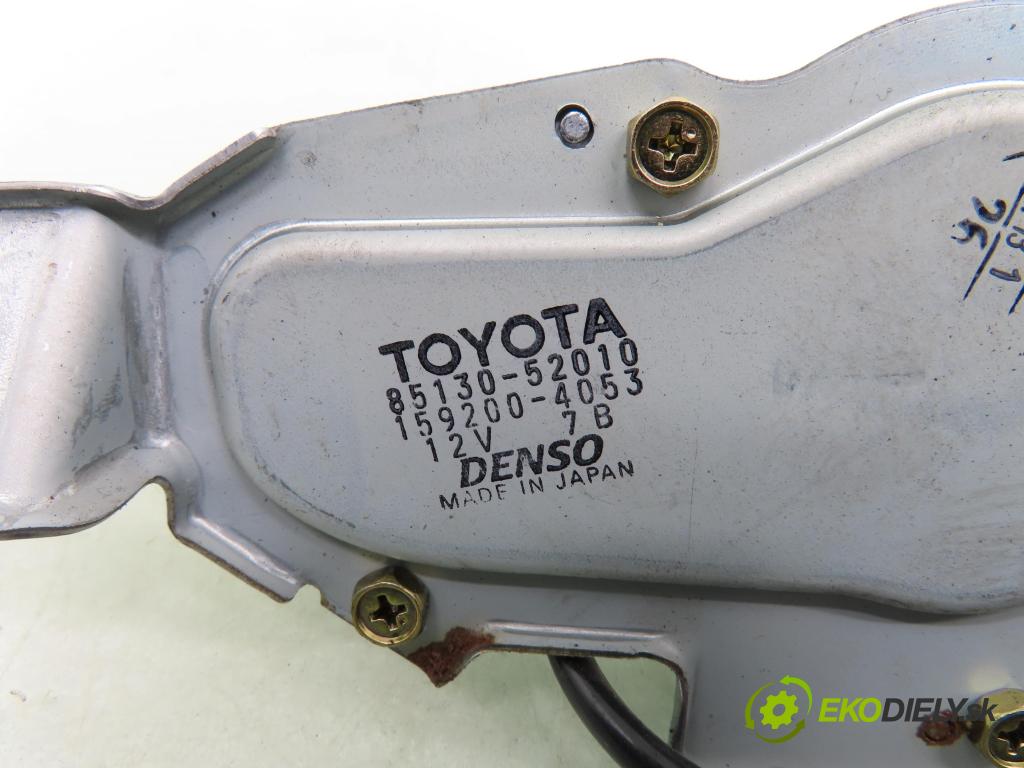 TOYOTA YARIS (_P1_) HB 2000 50,00 1.0 (SCP10_) - 1SZ-FE 998,00 motorek stěrače ZADNÍ: 8513052010 ; 1592004053