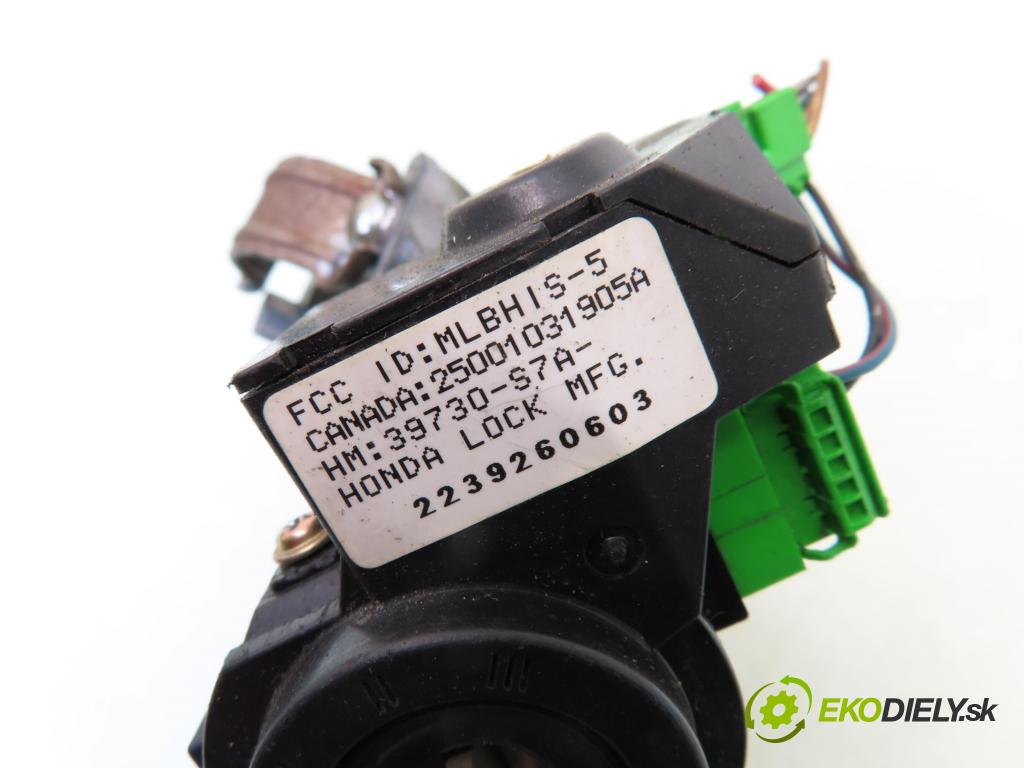 HONDA JAZZ II (GD_, GE3, GE2) HB 2005 57,00 1.2 i-DSI (GD5, GE2) - L12A1 1243,00 spinačka / zámky 39730S7A