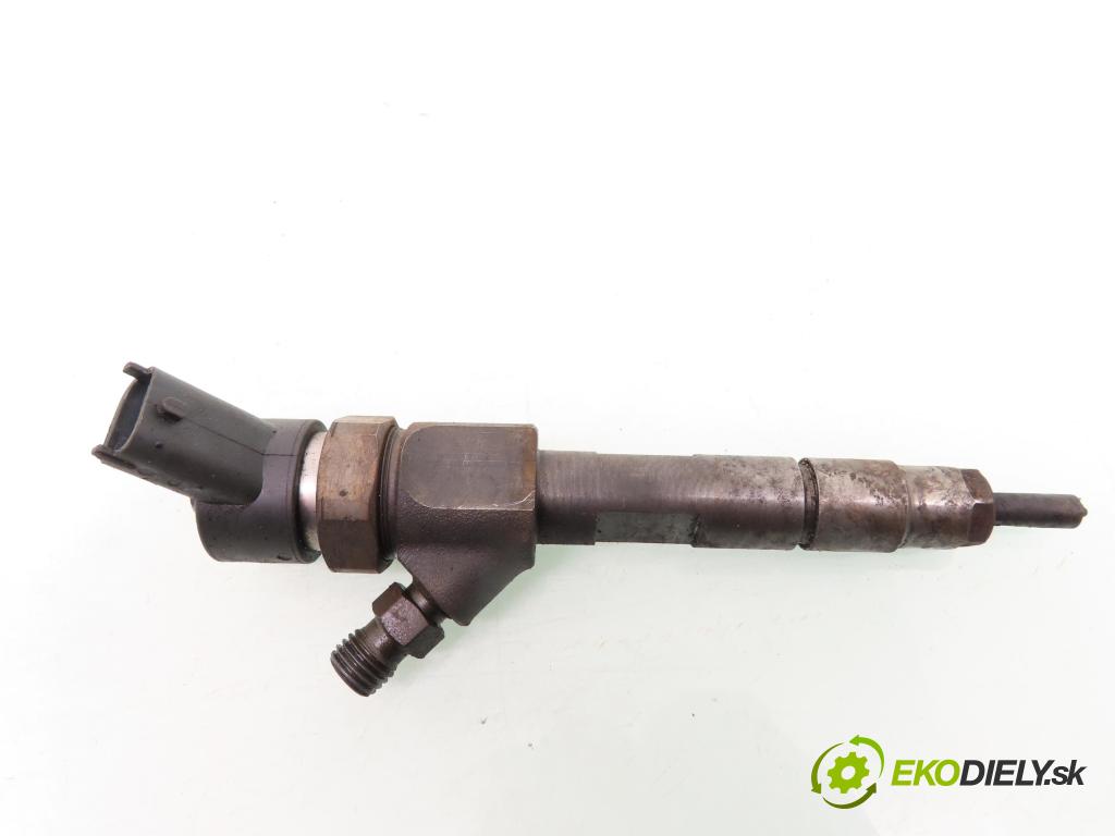 RENAULT SCENIC I (JA0/1_) MINIVAN 2001 75,00 1.9 dCi (JA05, JA1F) - F9Q 732 1870,00 vstrekovač 0445110021 ; 7700111014 (Vstrekovač paliva)