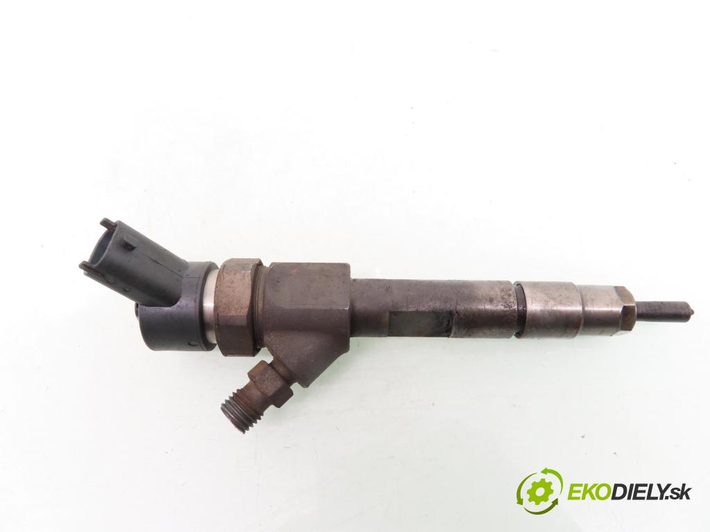 RENAULT SCENIC I (JA0/1_) MINIVAN 2001 75,00 1.9 dCi (JA05, JA1F) - F9Q 732 1870,00 vstrekovač 0445110021 ; 7700111014 (Vstrekovač paliva)