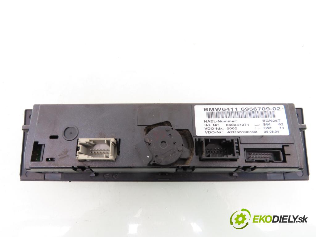 BMW 1 (E87) HB 2004 85,00 116 i - N45 B16 A 1596,00 Panel topení KLIMATRONIK 6956709