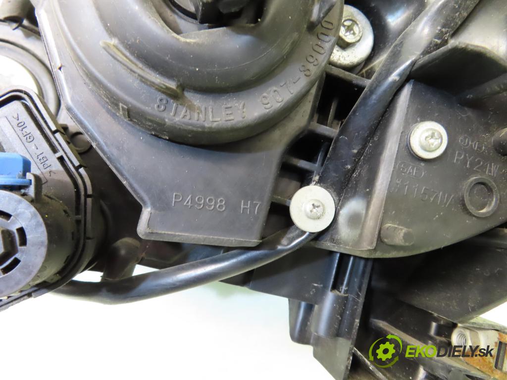 MAZDA 5 (CR19) MINIVAN 2007 85,00 1.8 - L823 1798,00 světlo PP