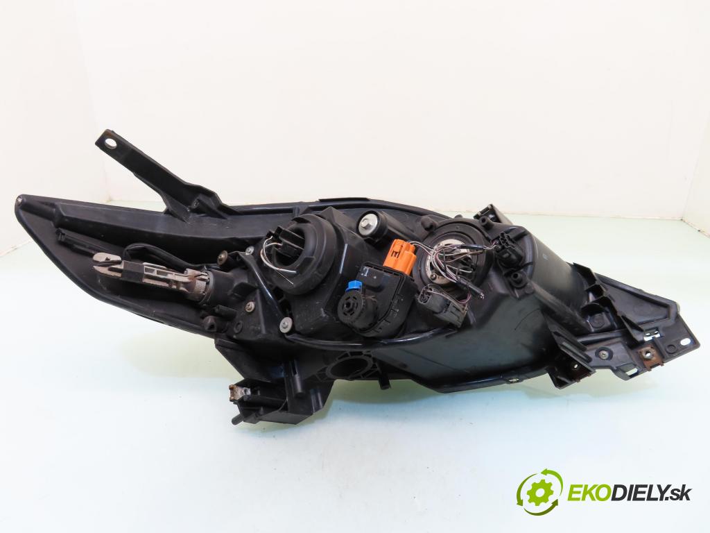 MAZDA 5 (CR19) MINIVAN 2007 85,00 1.8 - L823 1798,00 světlo LP