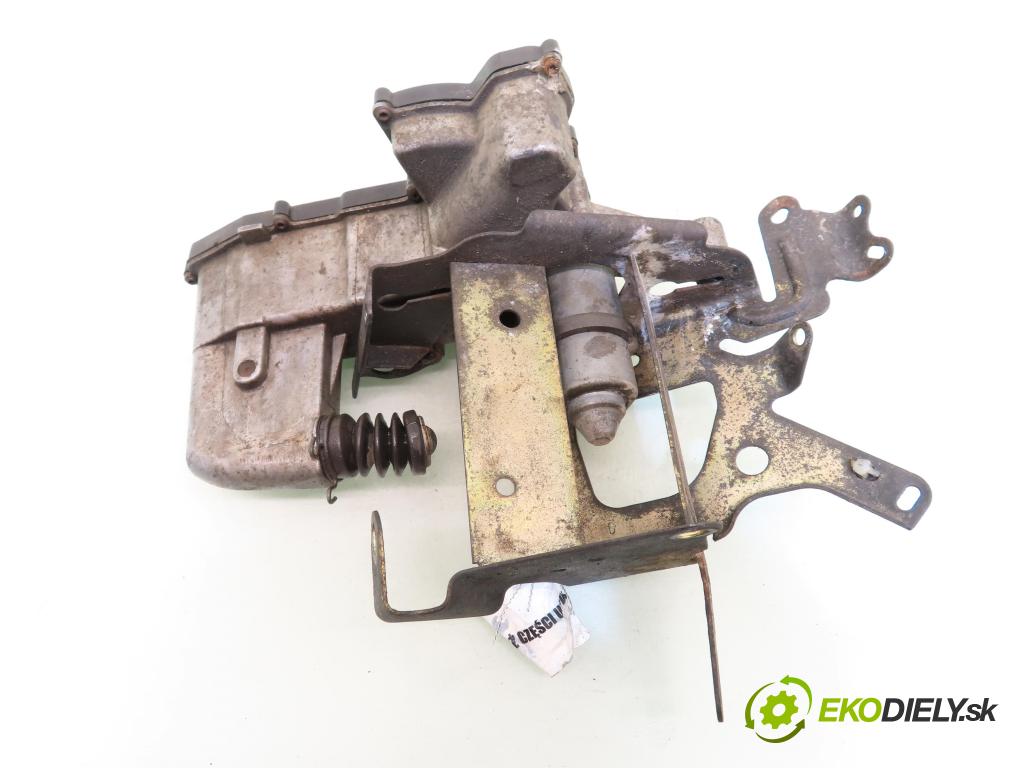 CITROEN C2 (JM_) HB 2003 50,00 1.4 - KFV (TU3JP) 1360,00 SPOJKA: 013981000032 ; 9656382080