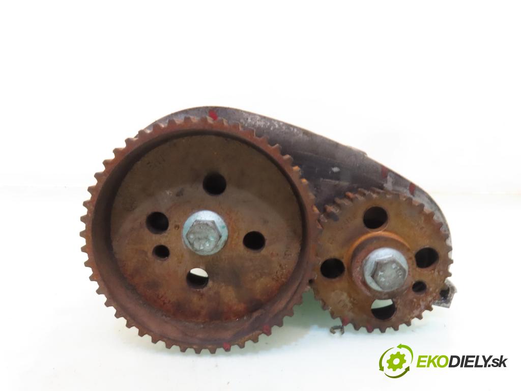 VW GOLF IV (1J1) HB 2003 55,00 1.4 16V - AHW 1390,00 Kryt Ventilov 036103475AQ