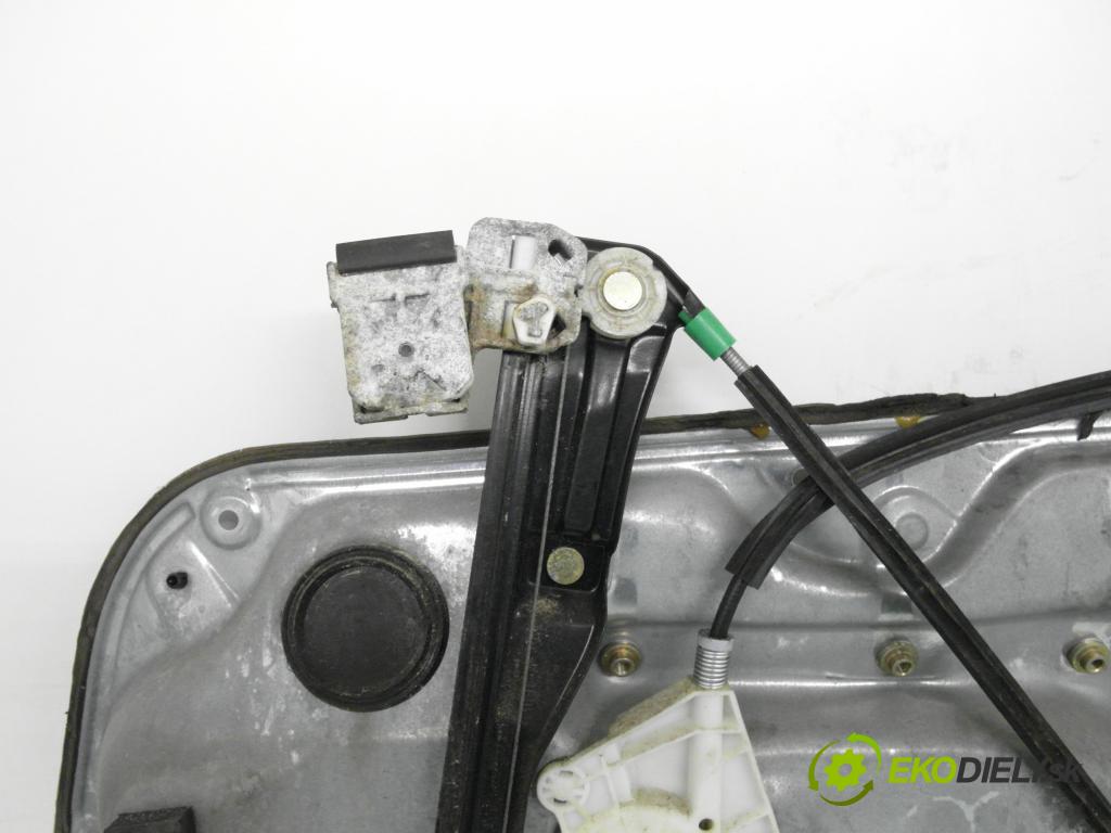 VW GOLF IV (1J1) HB 2001 55,00 1.4 16V - AKQ 1390,00 mechanismus oken 3D 1J3837729AA ; 1J1959801C ; 1739335
