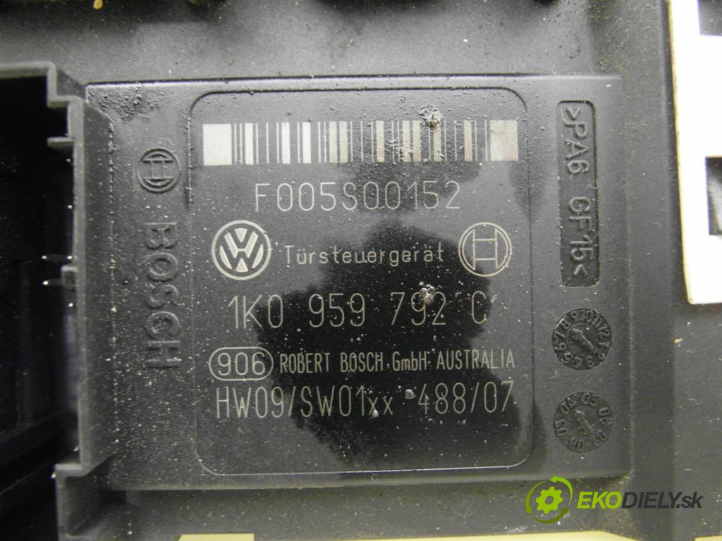 SEAT ALTEA (5P1) MINIVAN 2005 77,00 1.9 TDI - BXE 1896,00 mechanismus oken PPE 5P0837402 ; 1K0959792C ; 5P0837402