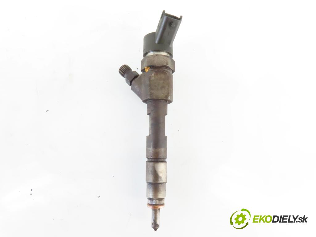 RENAULT LAGUNA II (BG0/1_) LIFTBACK 2002 88,00 1.9 dCi (BG08, BG0G) - F9Q 650 1870,00 vstrekovač 044511002 ; 770011014 (Vstrekovač paliva)