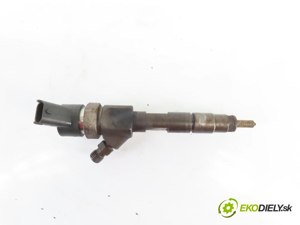 RENAULT LAGUNA II (BG0/1_) LIFTBACK 2002 88,00 1.9 dCi (BG08, BG0G) - F9Q 650 1870,00 vstrekovač 8200238528 ; 0445110146 (Vstrekovač paliva)