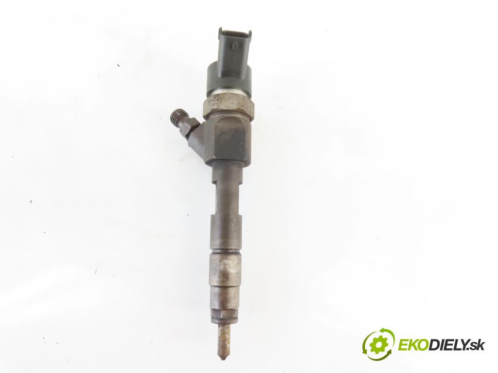 RENAULT LAGUNA II (BG0/1_) LIFTBACK 2002 88,00 1.9 dCi (BG08, BG0G) - F9Q 650 1870,00 vstrekovač 8200238528 ; 0445110146 (Vstrekovač paliva)