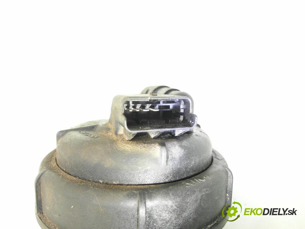 OPEL ASTRA H Kombi (A04) KOMBI 2004 88,00 1.9 CDTI - Z 19 DT 1910,00 obal filtra paliva 13179060
