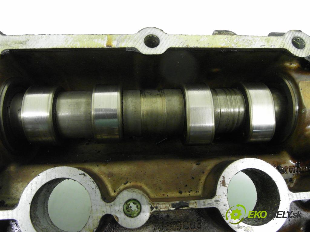 VW GOLF IV (1J1) HB 2001 55,00 1.4 16V - AKQ 1390,00 kryt Ventilů 9715106