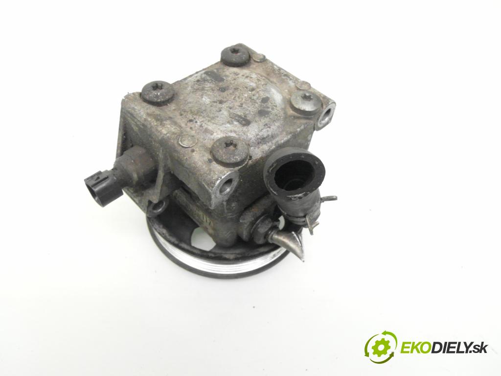 FORD FOCUS Turnier (DNW) KOMBI 2001 74,00 1.6 16V - FYDB 1596,00 pumpa servočerpadlo 2S413A696AA ; 7613955117UJ (Servočerpadlo)