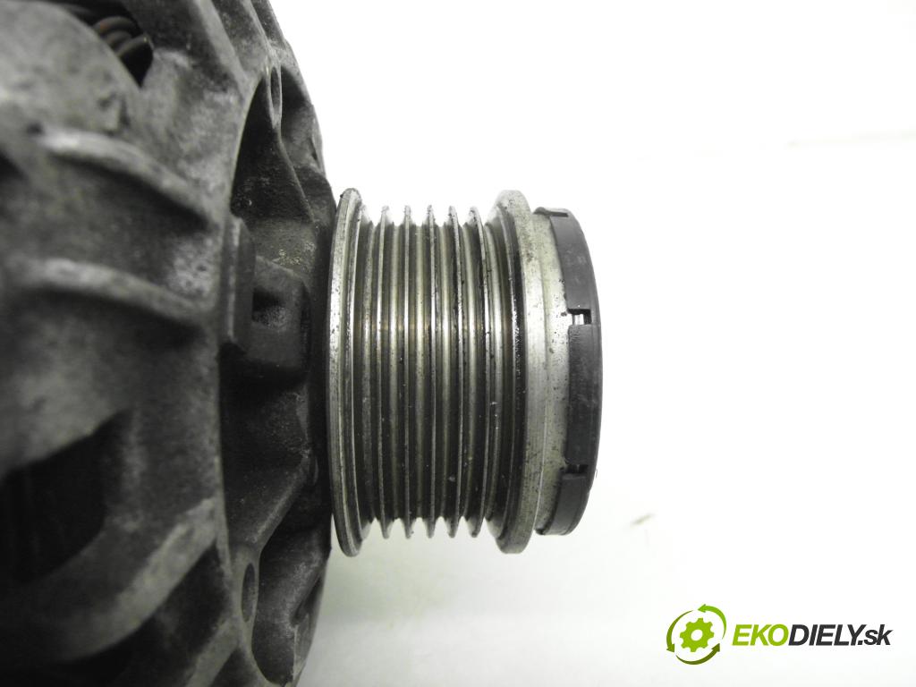 RENAULT SCENIC I (JA0/1_) MINIVAN 2000 75,00 1.9 dCi 102 - F9Q 732 1870,00 Alternátor 8200054588 ; SG10B019 ; 2542466B (Alternátor)