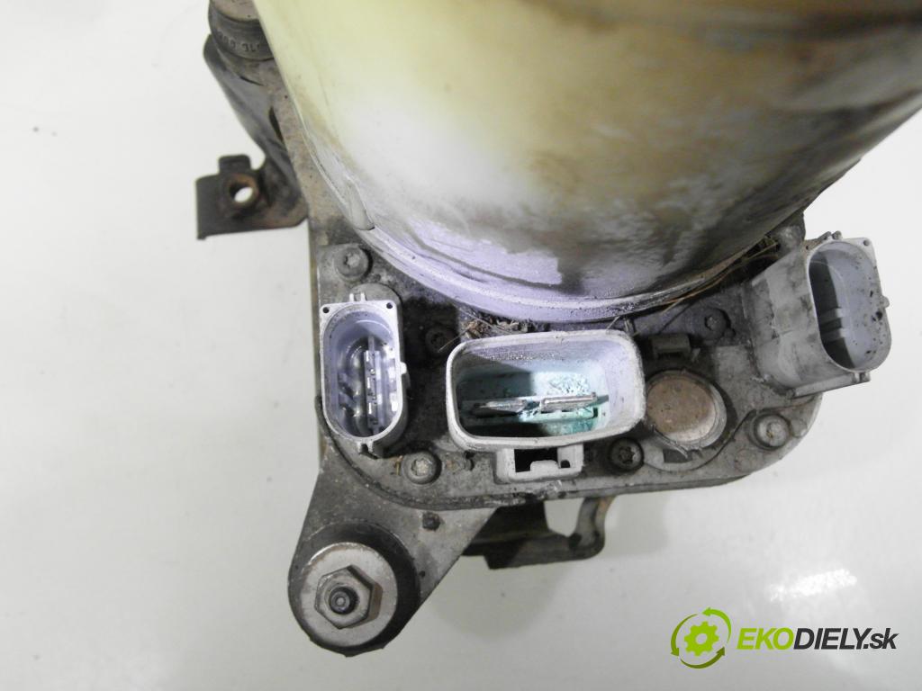 FORD FOCUS II (DA_, HCP) HB 2005 80,00 1.6 TDCi 109 - G8DA 1560,00 pumpa servočerpadlo HYD-EL. 4M513K514BD
