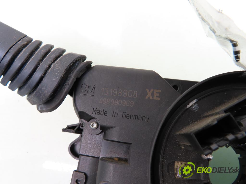 OPEL ASTRA H Kombi (A04) KOMBI 2004 88,00 1.9 CDTI - Z 19 DT 1910,00 páčka/prepínač 13198908XE ; 203772