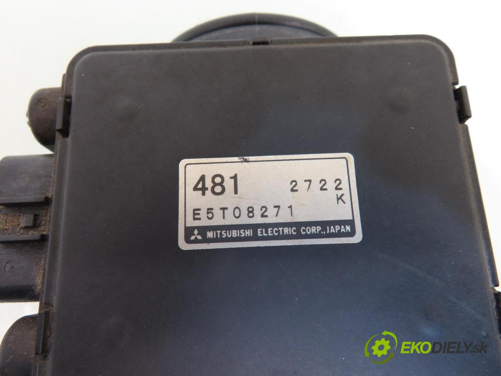 MITSUBISHI CARISMA (DA_) SEDAN 2003 90,00 1.8 GDI (DA2A) - 4G93 (GDI) 1834,00 váha vzduchu vzduchu E5T08271