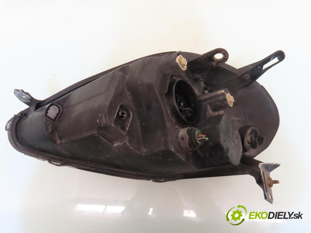 FIAT GRANDE PUNTO (199_) HB 2006 57,00 1.4 - 350 A1.000 1368,00 Svetlo PP 89101388DX