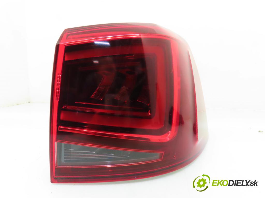 SEAT ALHAMBRA (710, 711) MINIVAN 2018 135,00 2.0 TDI - DFMA 1968,00 Svetlo pravé zadné 7N594520813S