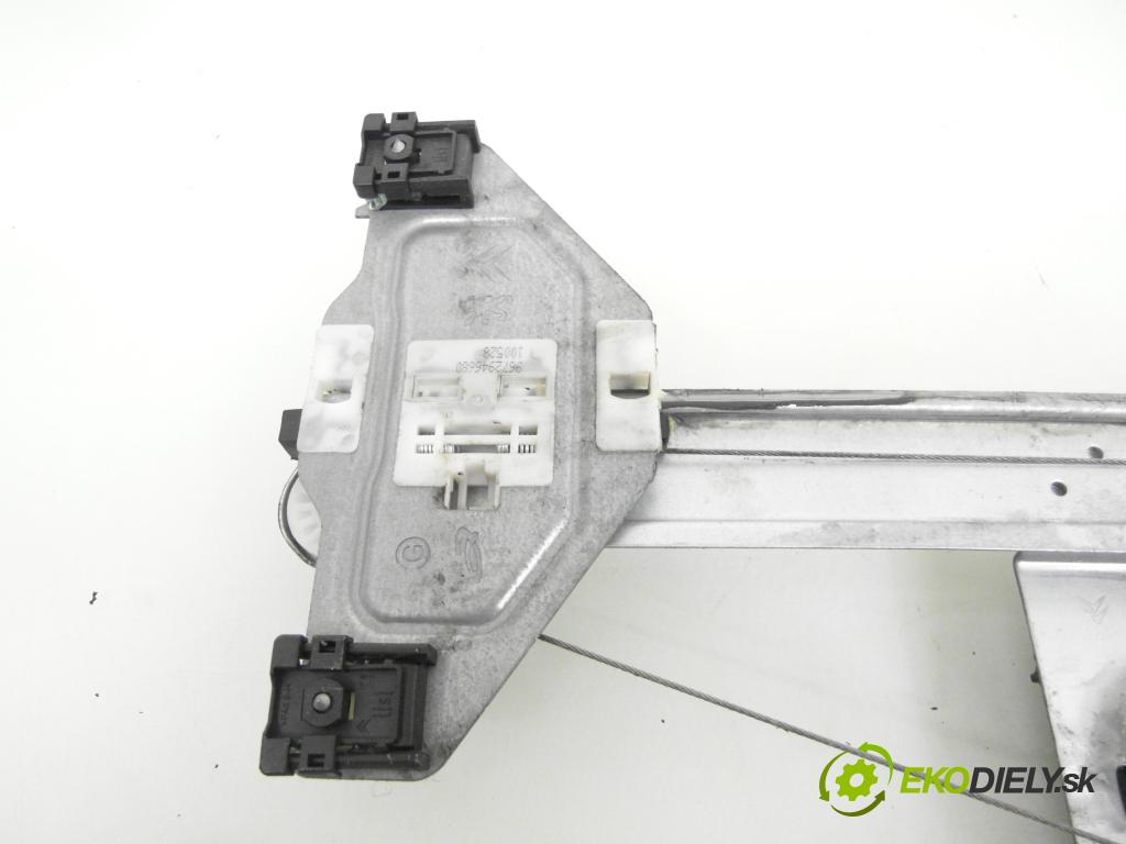 PEUGEOT PARTNER Skrzynia FURGON 2008 66,00 1.6 HDi 16V - 9HX (DV6AUTED4) 1560,00 Mechanizmus okien 9672946680 ; 402103K ; 430092C0