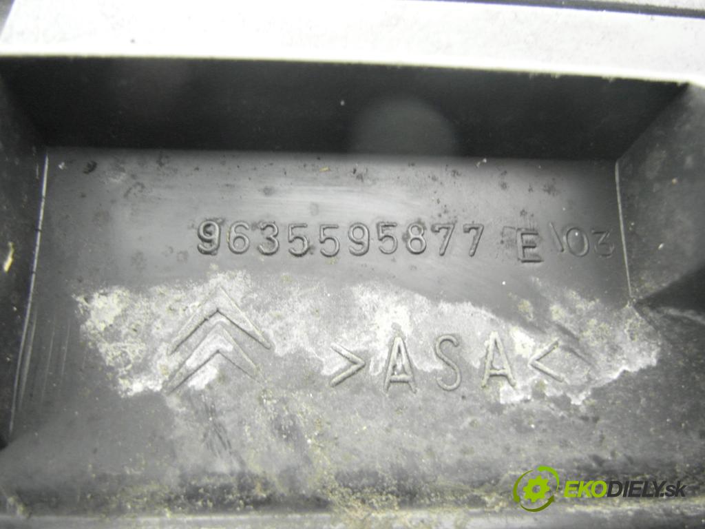 CITROEN XSARA PICASSO (N68) MINIVAN 2002 66,00 2.0 HDi - RHY (DW10TD) 1997,00 Zadné čelo dverí kufor 9635595877E