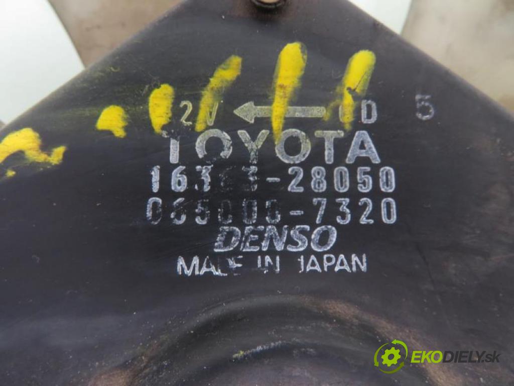 TOYOTA RAV 4 II TERENOWY ZAMKNIETY 2003 85,00 2.0 D-4D 4WD 116 1995,00 Ventilátor chladič vody 1636328050