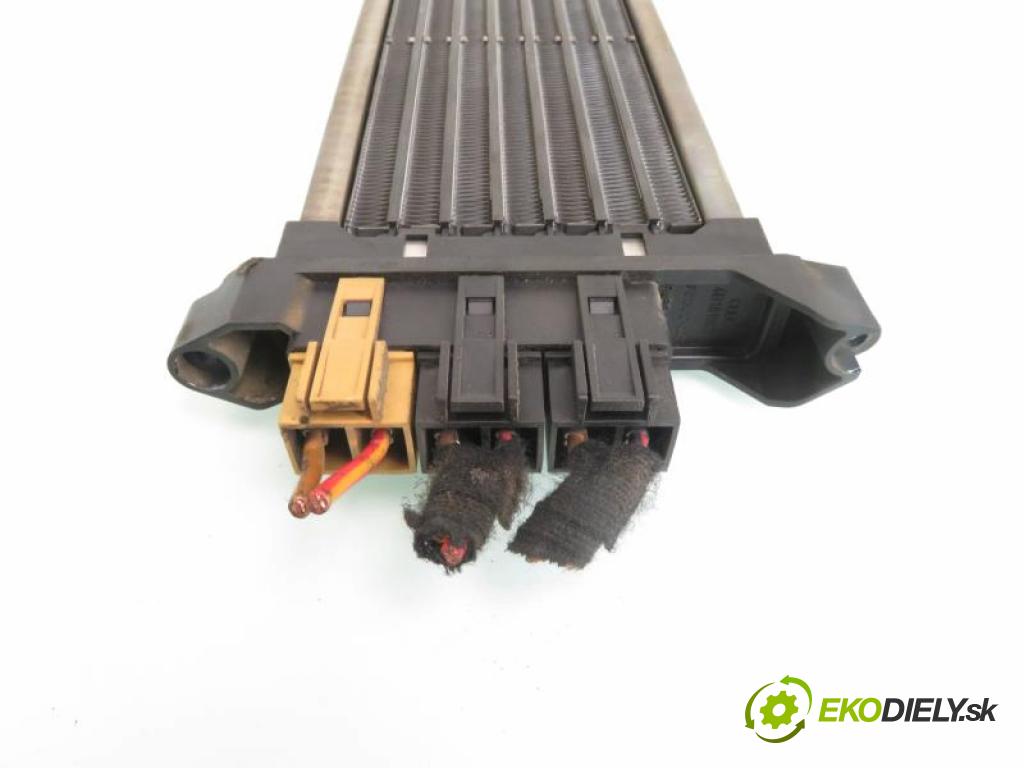 AUDI A6 (4B2, C5) SEDAN 2000 110,00 2.5 TDI - AKN 2496,00 topné těleso radiátor topení elektrická 4B1819011 (Radiátor topení)