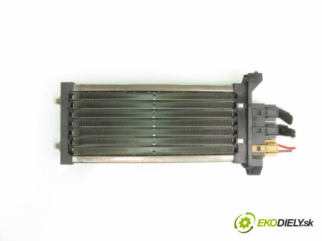 AUDI A6 (4B2, C5) SEDAN 2000 110,00 2.5 TDI - AKN 2496,00 topné těleso radiátor topení elektrická 4B1819011 (Radiátor topení)