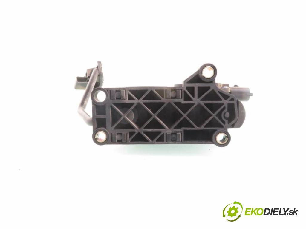 FIAT SIENA (178_) / ALBEA SEDAN 2003 59,00 1.2 - 188 A5.000 1242,00 Potenciometer plynu 0281002379 ; 46766873 (Potenciometer plynového pedálu)