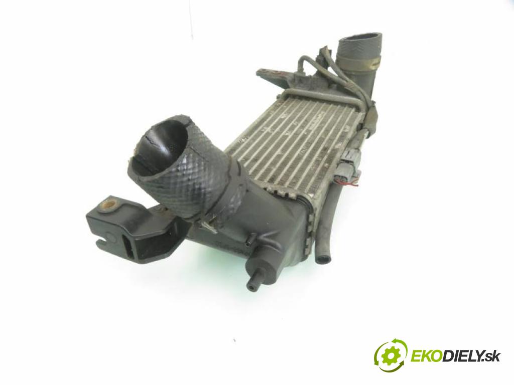 MAZDA PREMACY (CP) MINIVAN 2001 84,00 1.9 114 - FP 1840,00 chladič intercooler