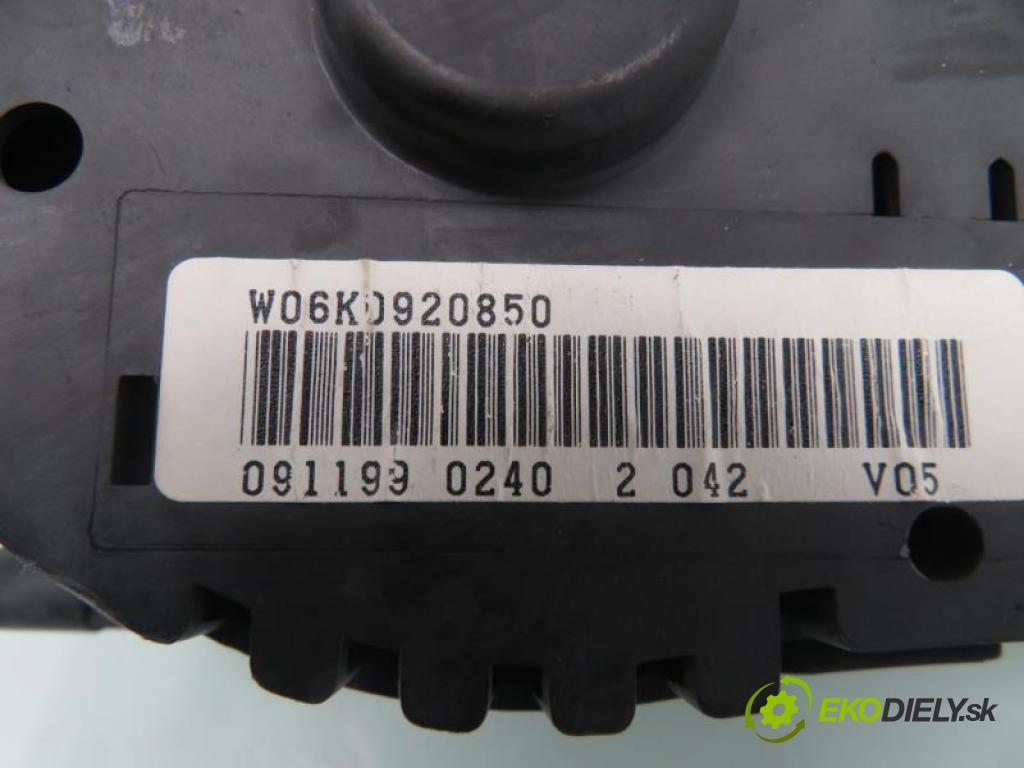 SEAT IBIZA II (6K1) HB 1999 44,00 1.4 i - AKK 1390,00 Prístrojovka elektrický W06K0920850