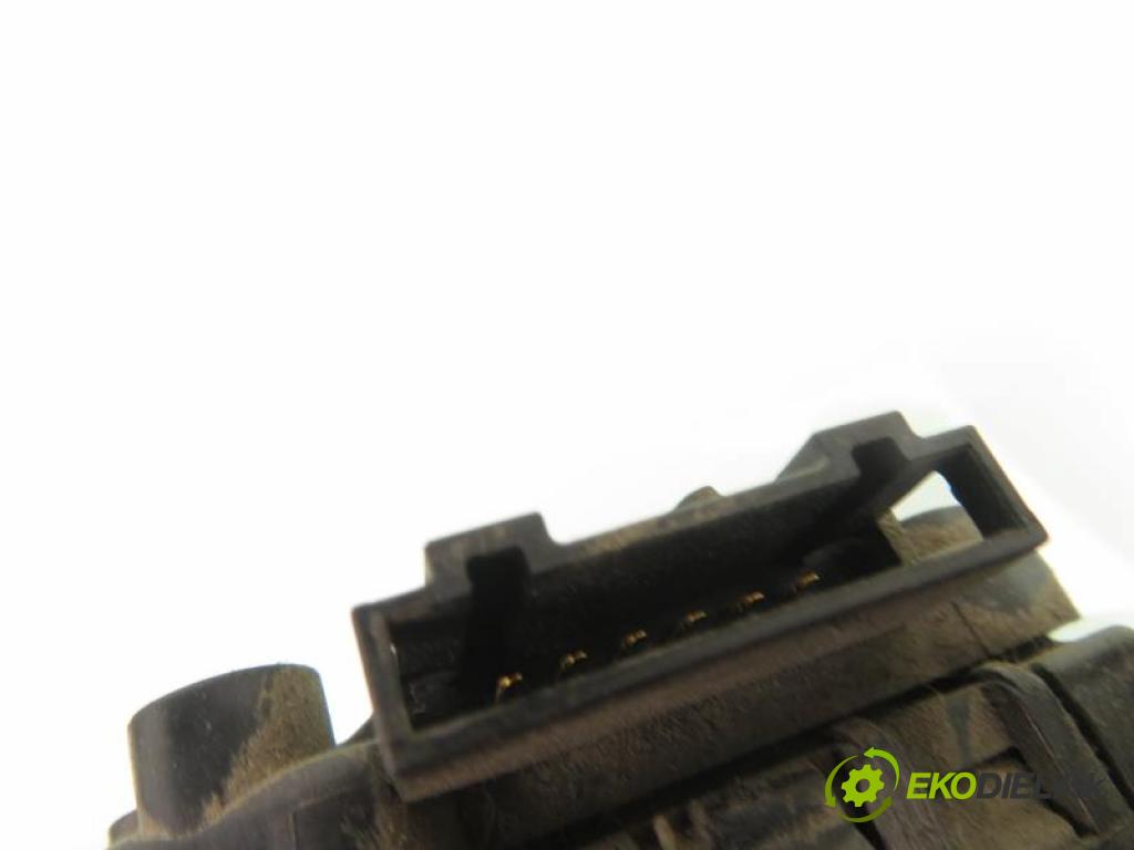 VW POLO (9N_) HB 2001 47,00 1.2 12V 64 - AZQ 1198,00 Potenciometer plynu 6Q1721503C  ; 6PV00849601 (Potenciometer plynového pedálu)