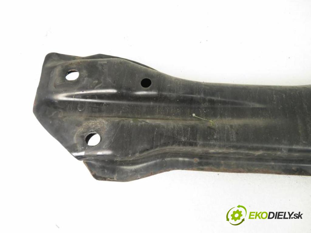 SMART FORFOUR (454) HB 2004 70,00 1.3 (454.031) - M 135.930 1332,00 Výstuha čelné