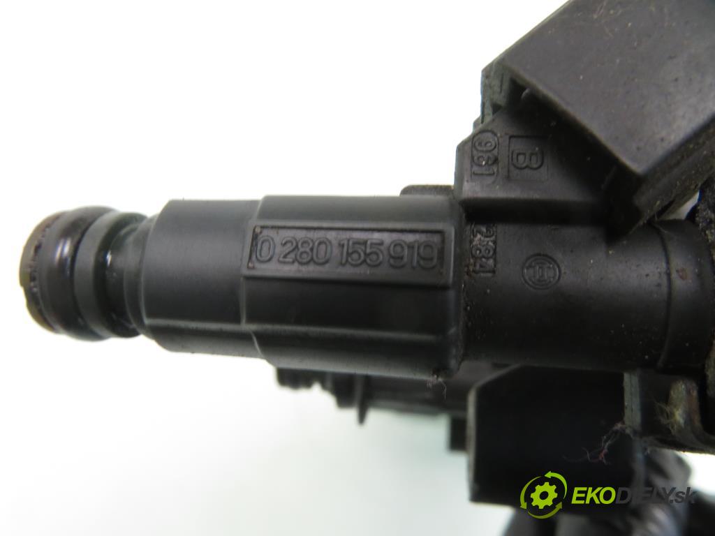 SEAT CORDOBA (6K2) SEDAN 2002 44,00 1.4 - AKK 1390,00 lišta vstřikovací 030133319AA ; 0280151071 ; 0280155919 (Vstřikovací lišta)