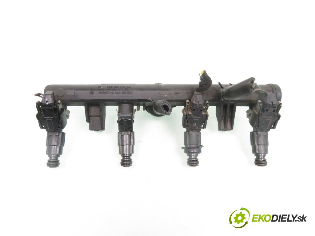 SEAT CORDOBA (6K2) SEDAN 2002 44,00 1.4 - AKK 1390,00 lišta vstřikovací 030133319AA ; 0280151071 ; 0280155919 (Vstřikovací lišta)