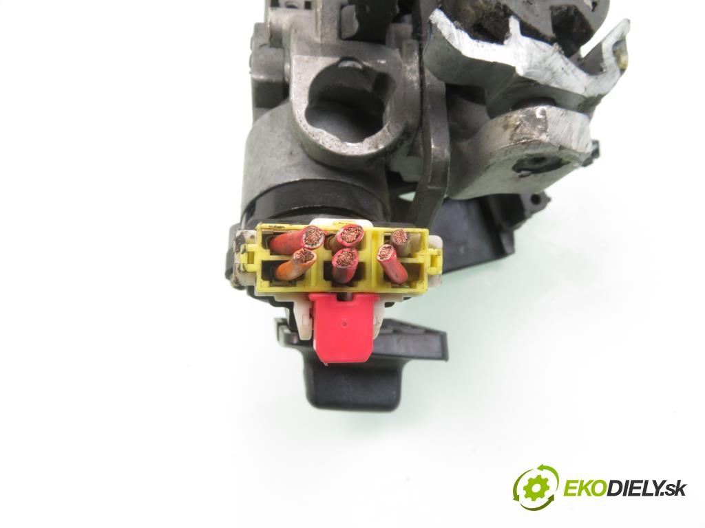 DAEWOO LANOS sedan (KLAT) SEDAN 1999 73,00 1.5 16V - A15DMS 1498,00 spinačka  (Spínacia skrinka)