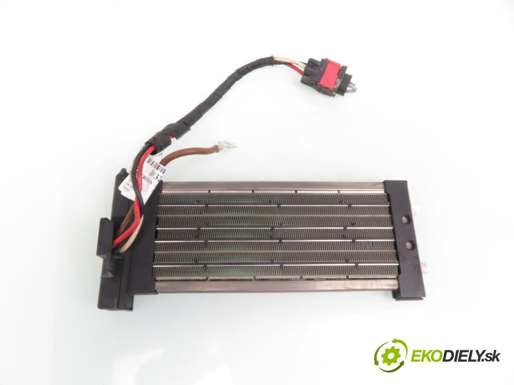 CITROEN C5 I (DC_) LIFTBACK 2003 80,00 2.0 HDi (DCRHZB, DCRHZE) - RHZ (DW10ATED) 1997,00 Výhrevné teleso, radiátor kúrenia elektrická 666910UB (Radiátor kúrenia)