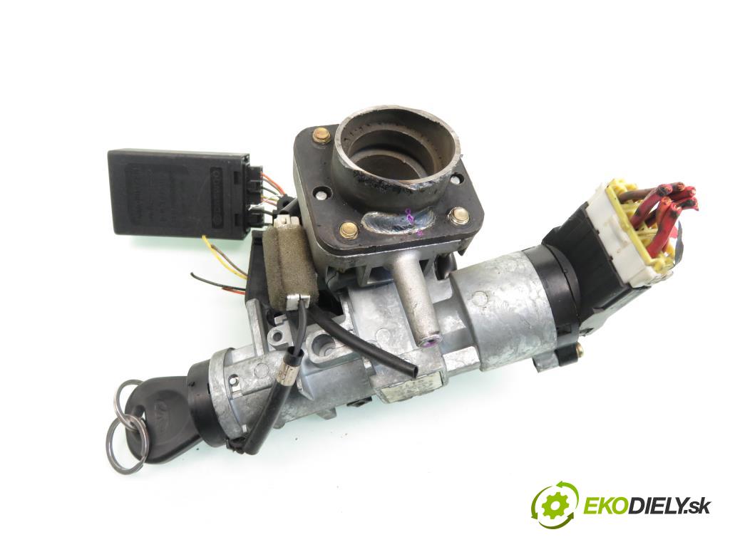 DAEWOO LANOS sedan (KLAT) SEDAN 1999 73,00 1.5 16V - A15DMS 1498,00 spinačka  (Spínacia skrinka)