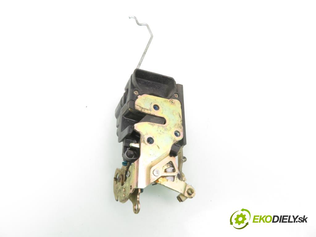 CHEVROLET LACETTI (J200) SEDAN 2004 70,00 1.4 16V - F14D3 1399,00 zámok 