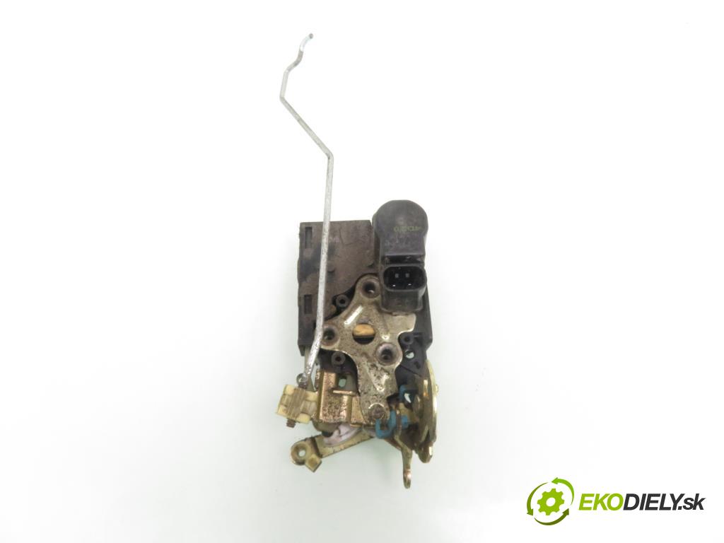 CHEVROLET LACETTI (J200) SEDAN 2004 70,00 1.4 16V - F14D3 1399,00 zámok
